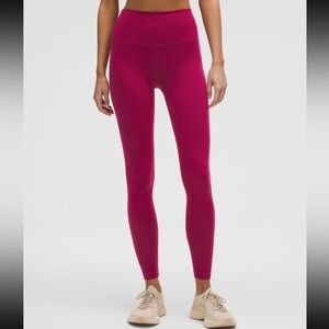Brand new Lululemon Wunder train HR tight 28”
MGTS